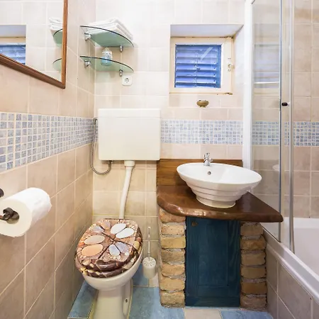 Nyaraló Seaside House Okrug Gornji, Ciovo - 8645 Trogir
